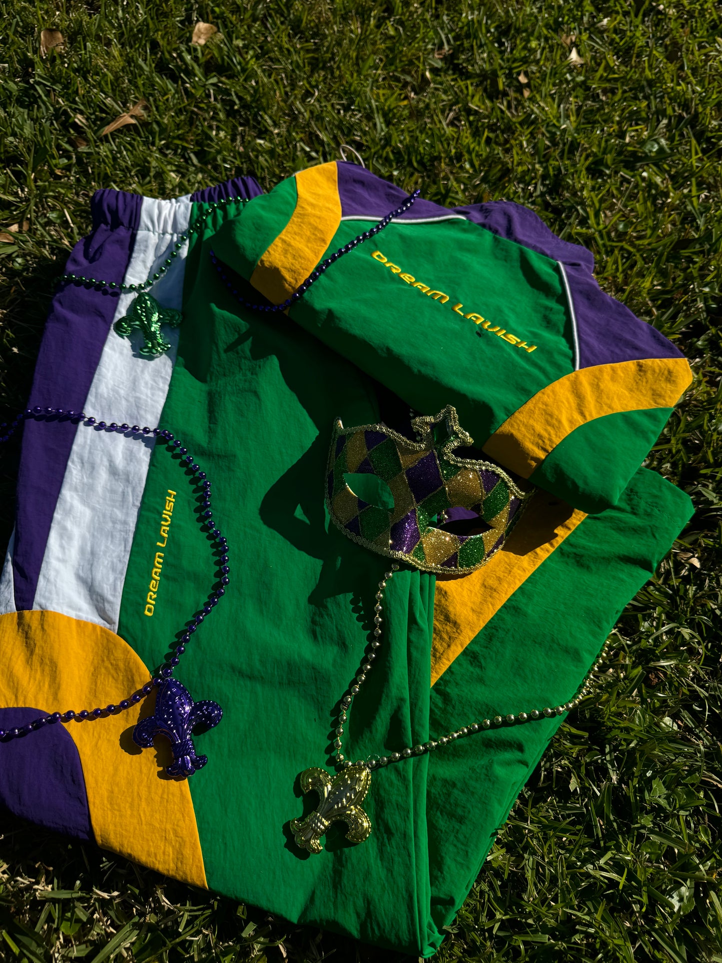 Adult Mardi Gras Set